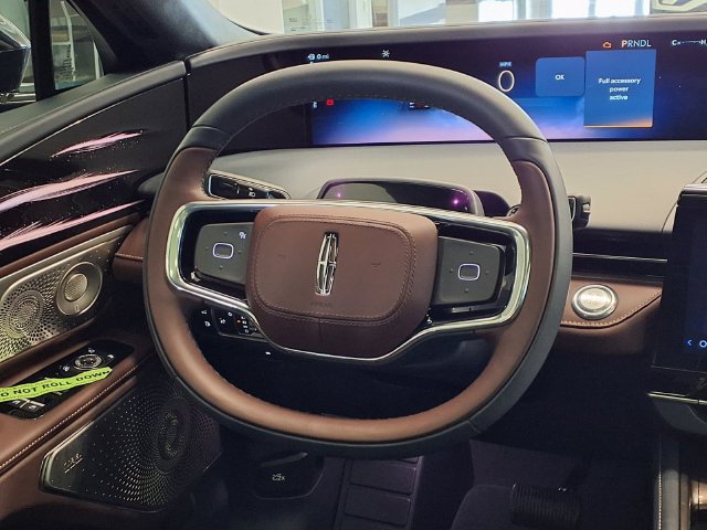 New 2026 Lincoln Nautilus Black Label w/ Jet Appearance Package AWD/4WD image 10