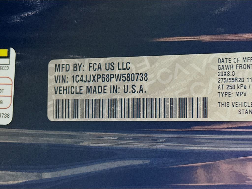 Used 2023 Jeep Wrangler Unlimited Sahara w/ Cold Weather Group AWD/4WD image 37