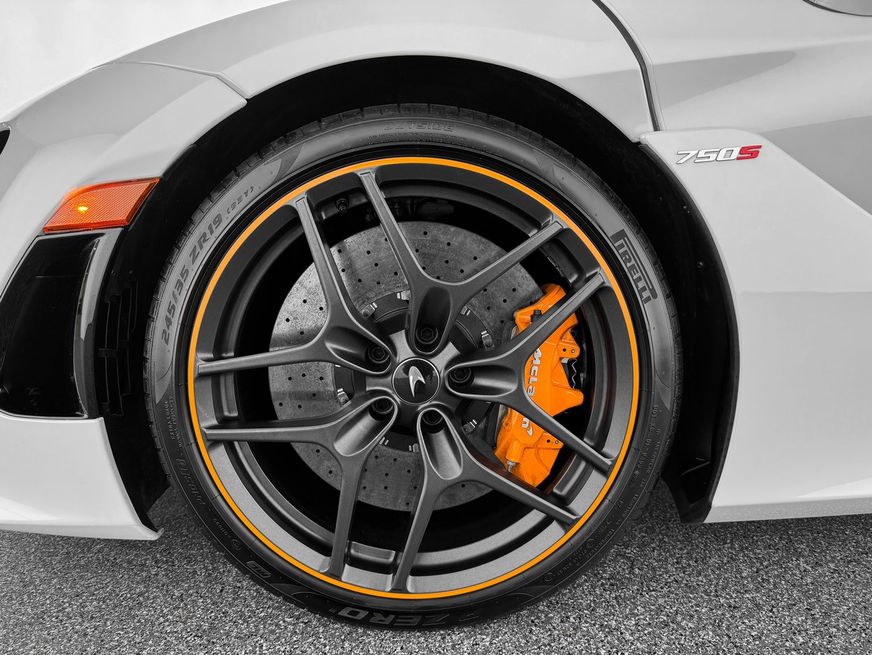 Used 2024 McLaren 750S image 31