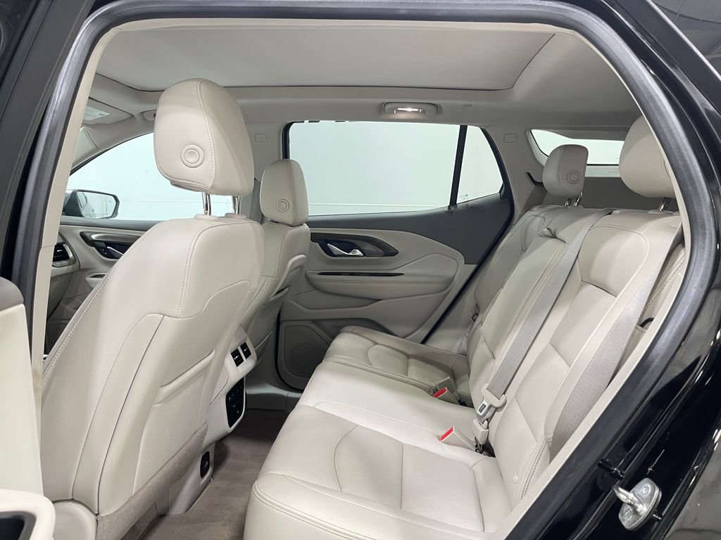 Used 2018 GMC Terrain Denali w/ Advanced Safety Package image 31