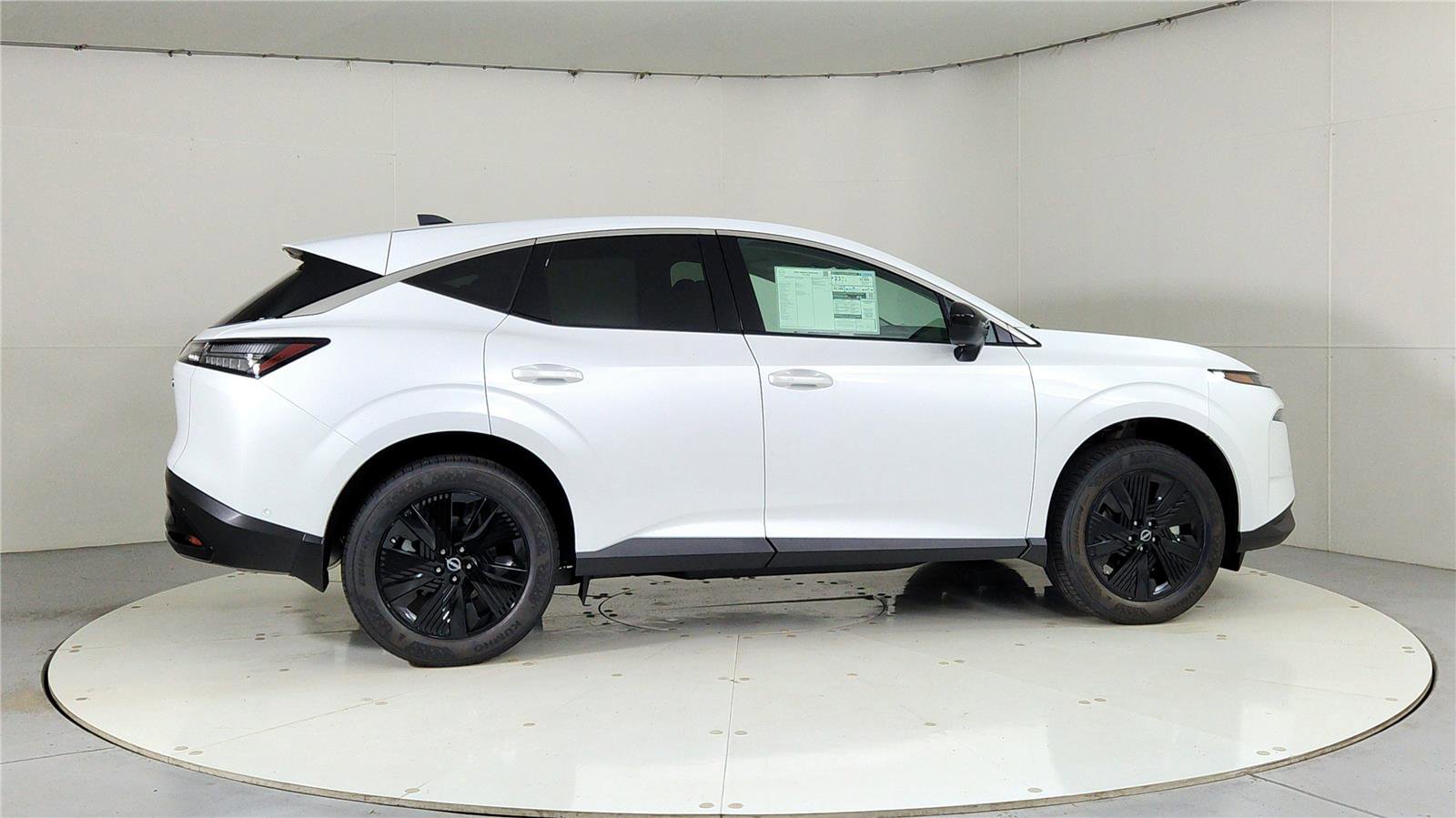 Used 2025 Nissan Murano SV image 7