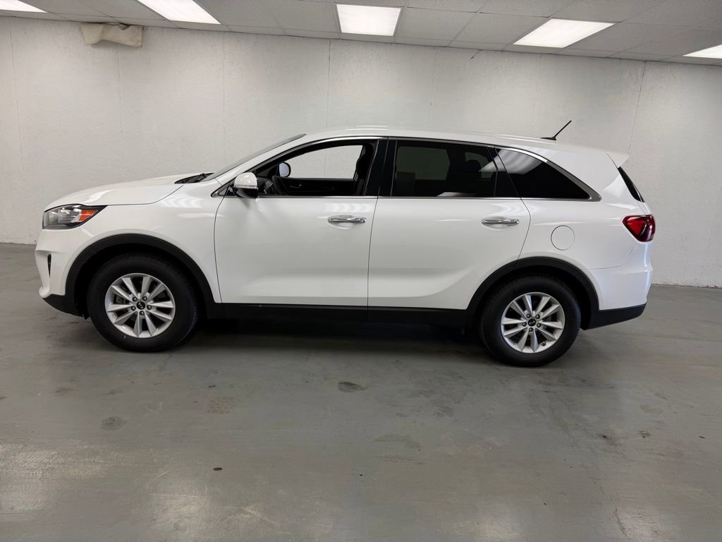 Used 2020 Kia Sorento L FWD image 2