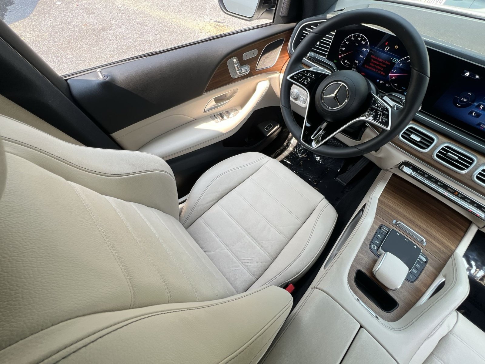 Certified 2025 Mercedes-Benz GLE 450 4MATIC Coupe w/ Night Package image 16
