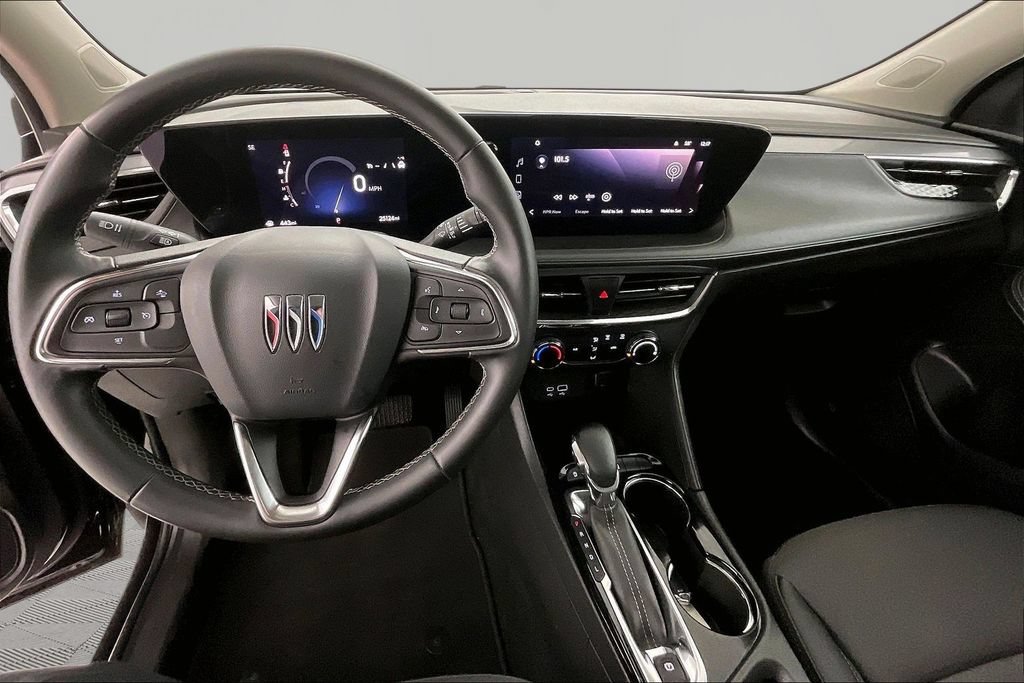 Used 2025 Buick Encore GX Preferred FWD image 7