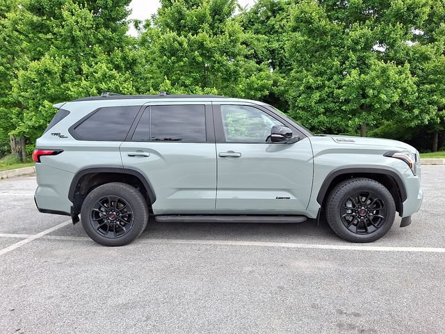 Used 2024 Toyota Sequoia Limited w/ TRD Off-Road Package AWD/4WD image 7