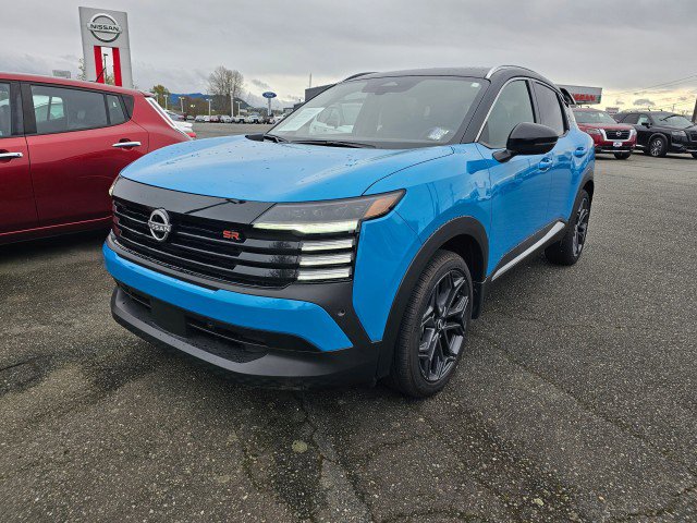 Used 2025 Nissan Kicks SR w/ SR Premium Package image 3