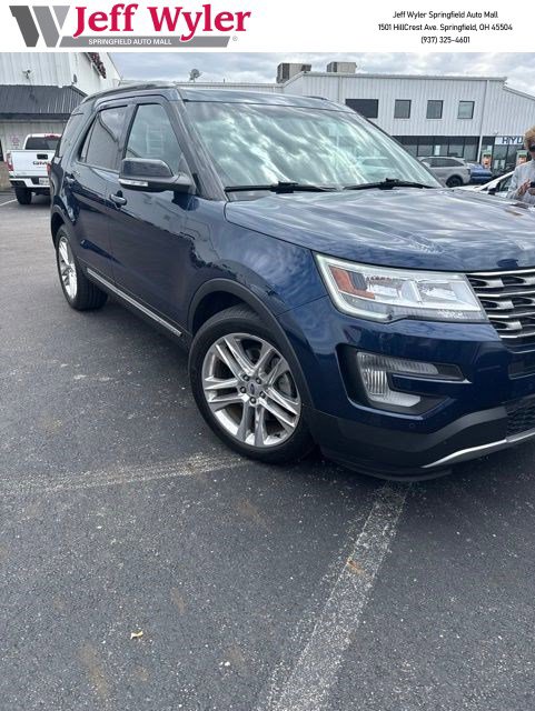 Used 2017 Ford Explorer XLT w/ Equipment Group 202A FWD image 1