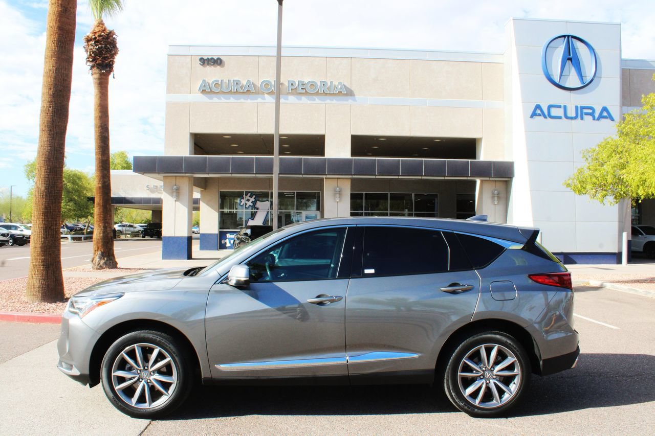 Used 2024 Acura RDX w/ Technology Package AWD/4WD image 2