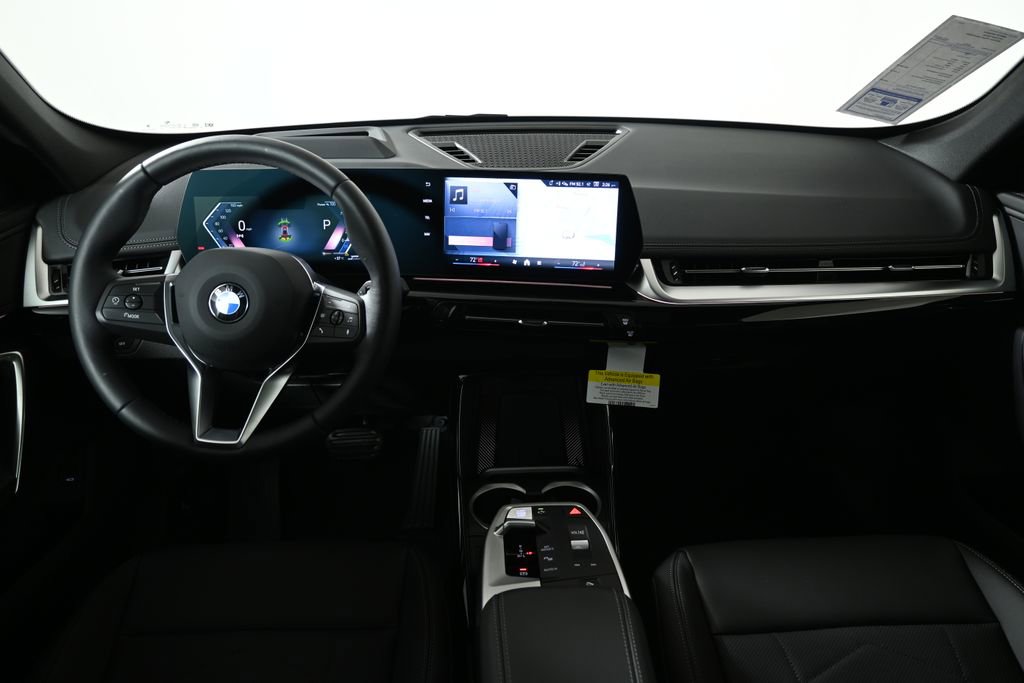 Used 2026 BMW X1 xDrive28i w/ Technology Package image 17