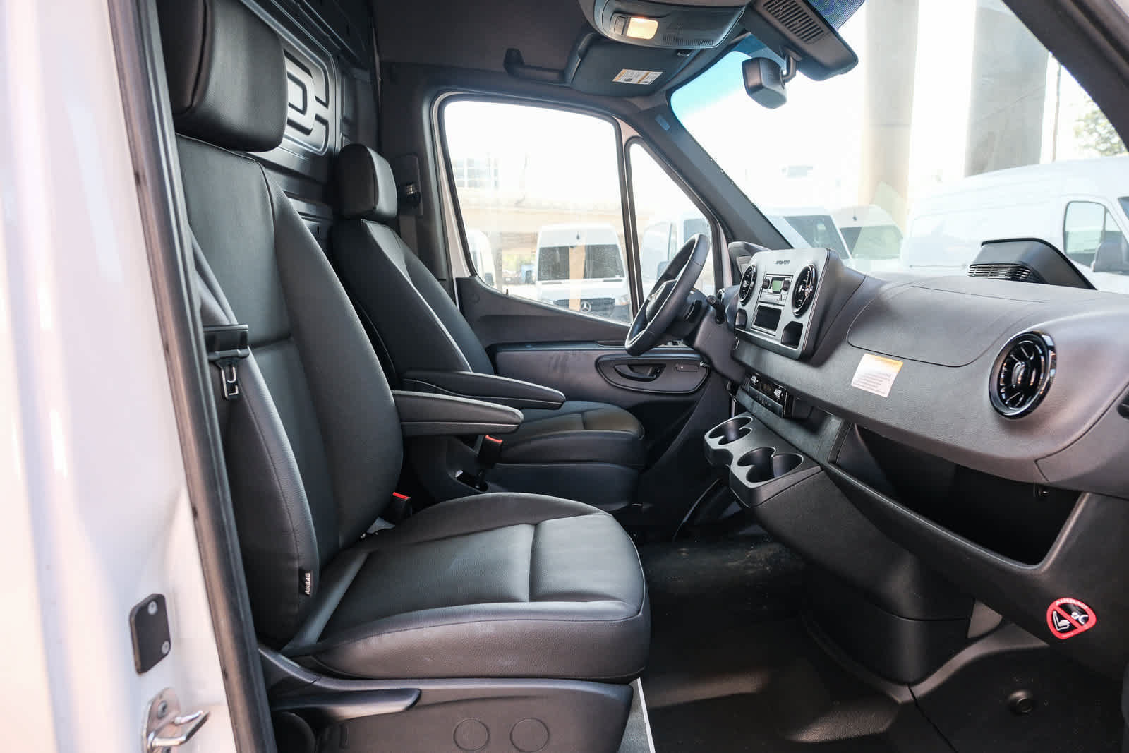 New 2025 Mercedes-Benz Sprinter 2500 image 35