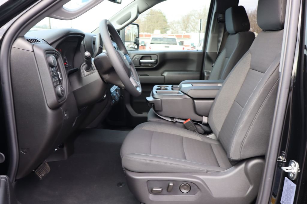 New 2026 Chevrolet Silverado 2500 Custom w/ Custom Value Package image 5