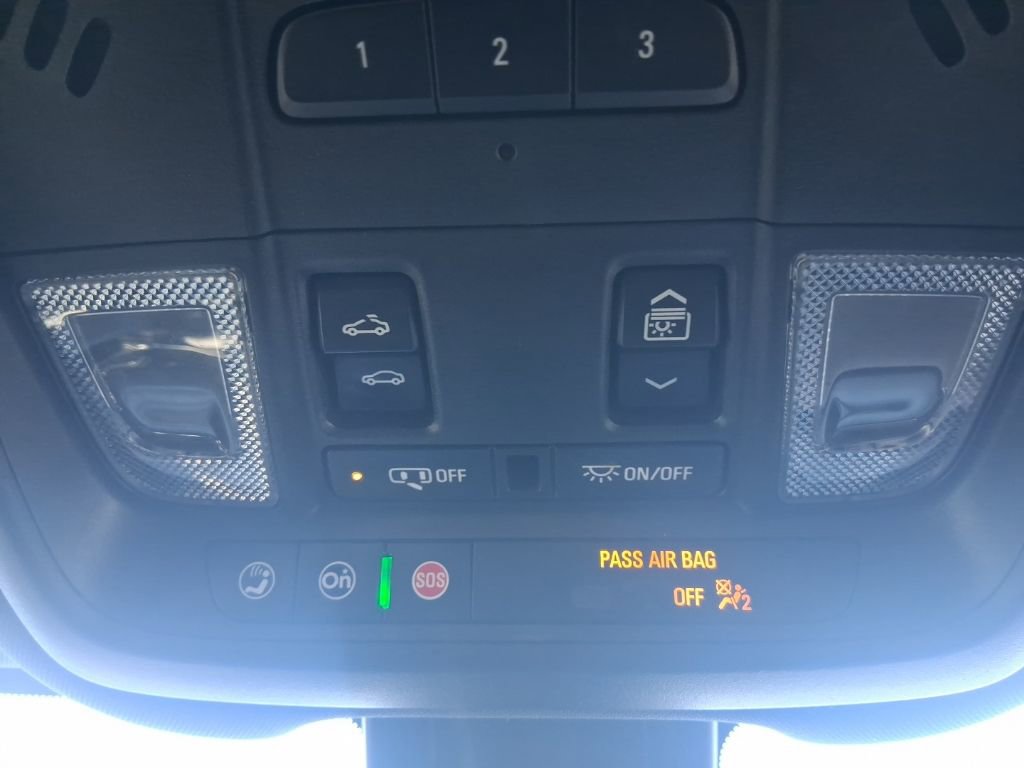 Used 2022 Chevrolet Equinox Premier image 32