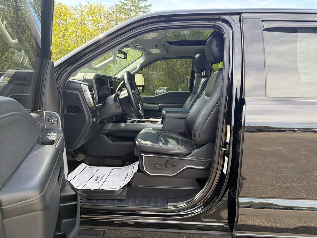 Used 2023 Ford F250 Lariat w/ Tremor Off-Road Package AWD/4WD image 11