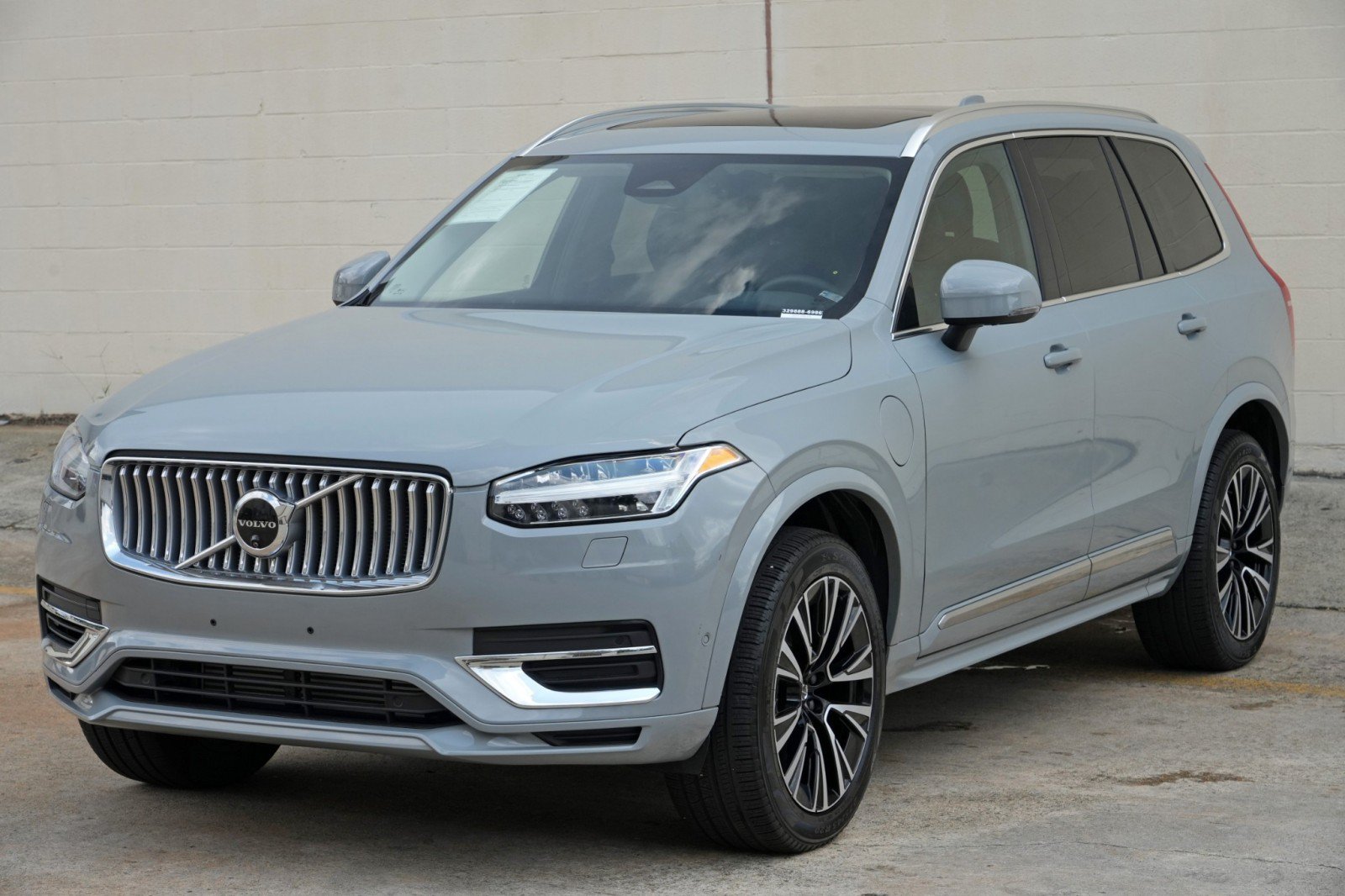 Used 2025 Volvo XC90 T8 Plus w/ Protection Package Premier AWD/4WD image 51