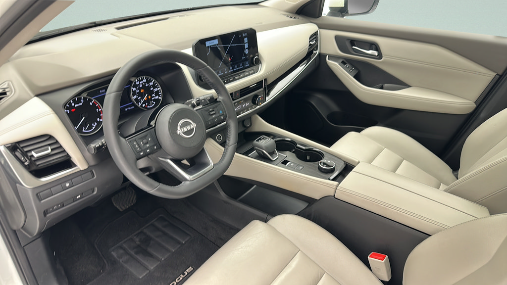 Used 2023 Nissan Rogue SL w/ SL Premium Package AWD/4WD image 12