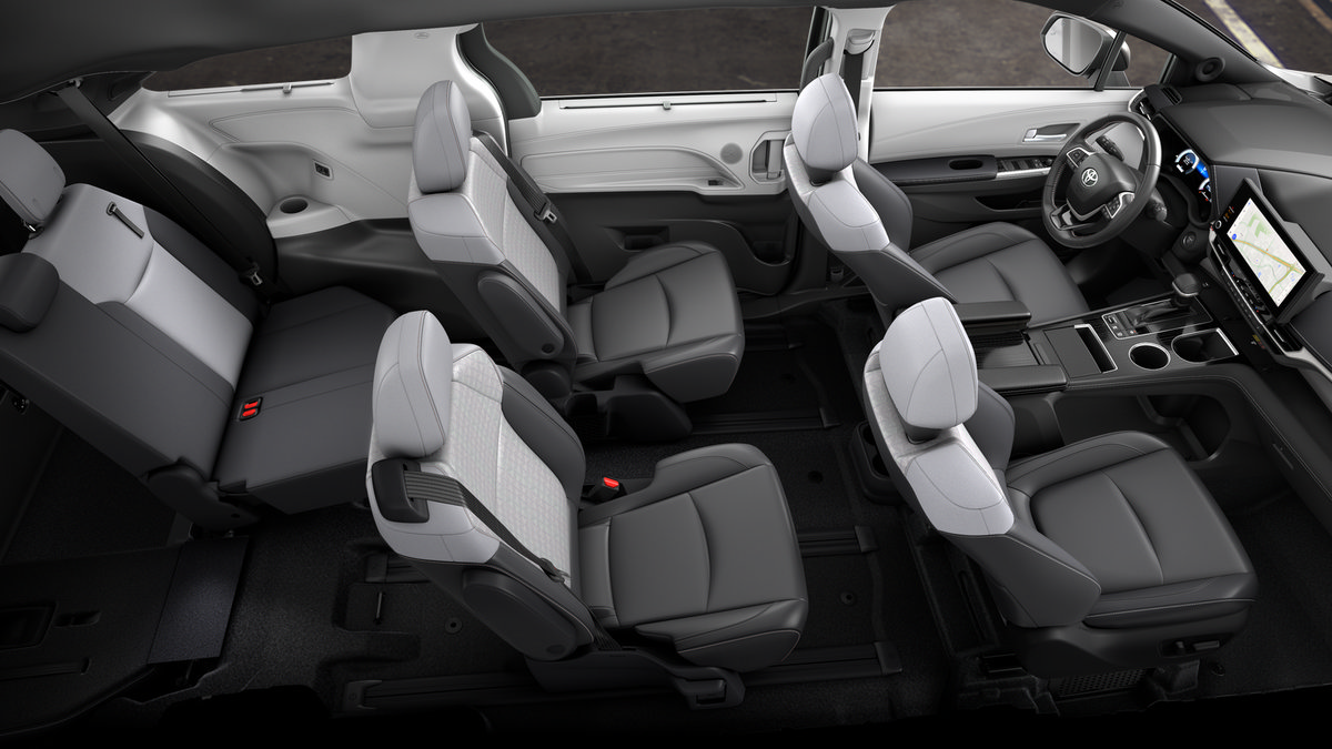 New 2026 Toyota Sienna XSE FWD image 38