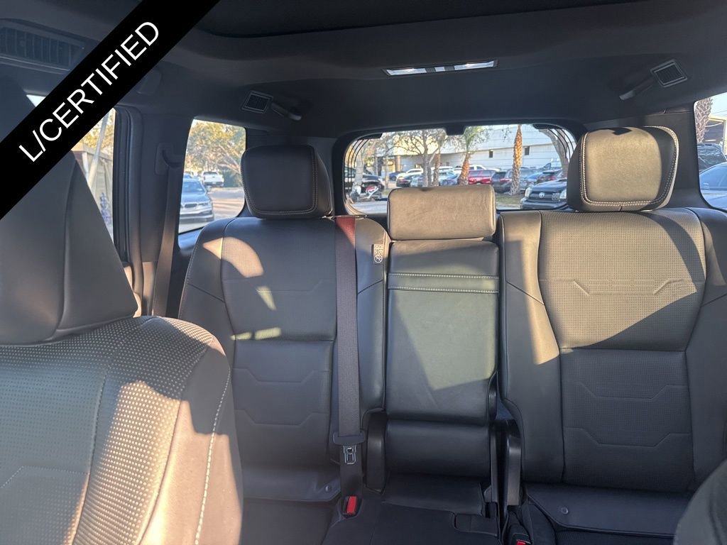 Certified 2025 Lexus GX 550 w/ Accessory Package (Z1) image 35