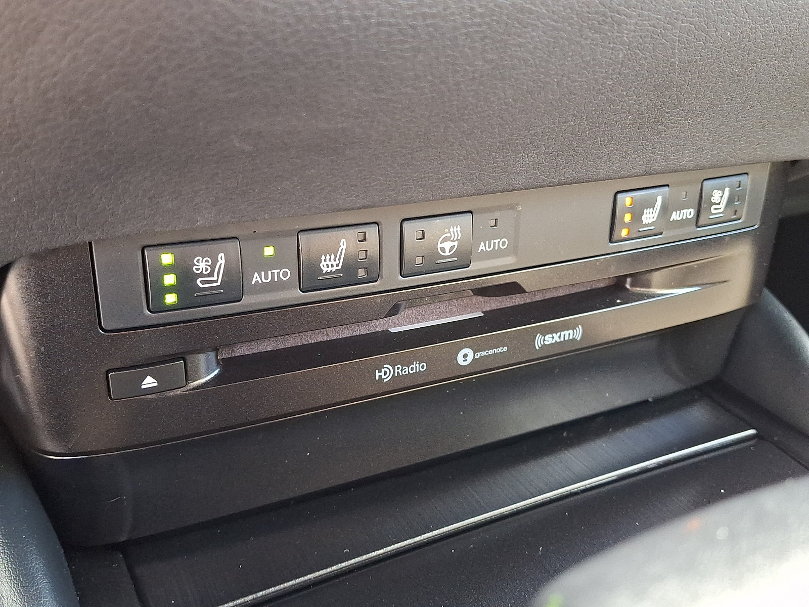 Used 2021 Lexus ES 300h w/ Premium Package FWD image 24