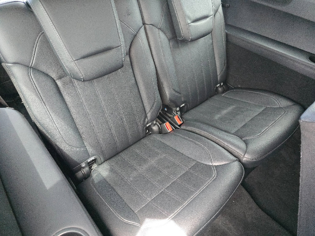 Used 2017 Mercedes-Benz GLS 450 4MATIC image 16