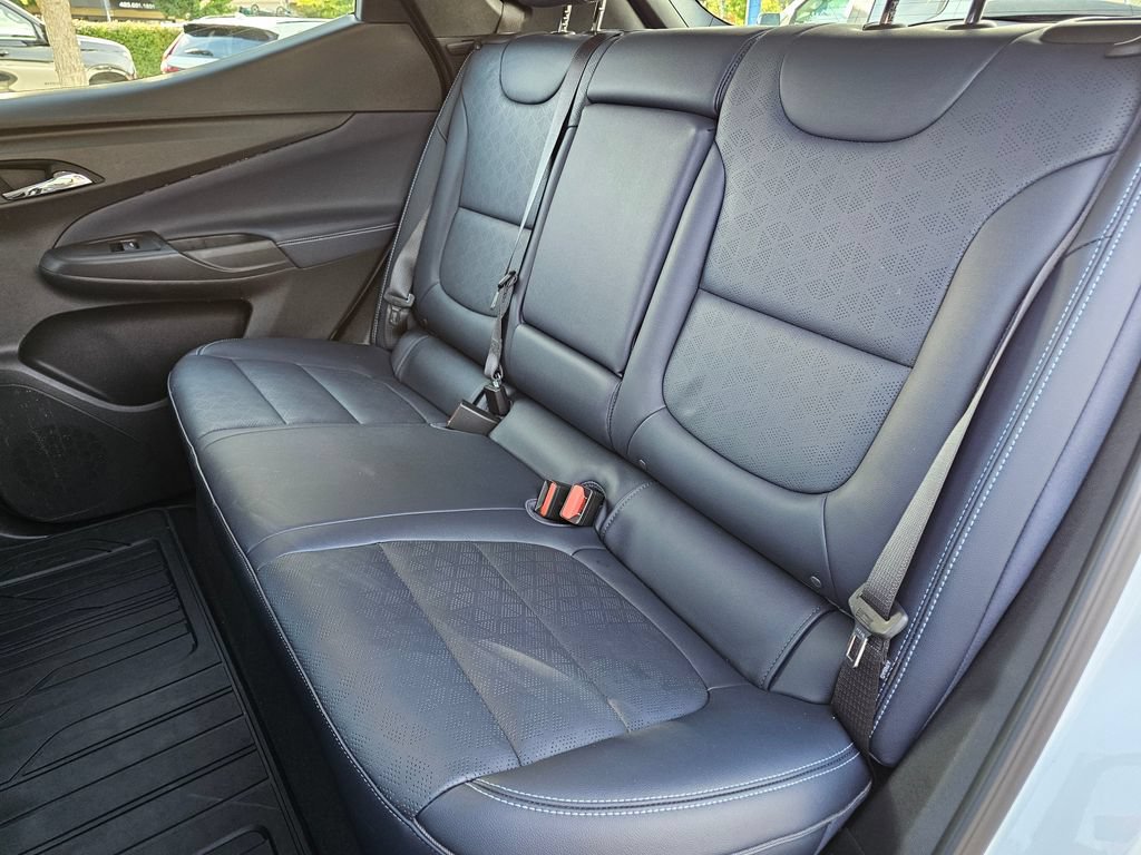Used 2023 Chevrolet Bolt EUV LT FWD image 20