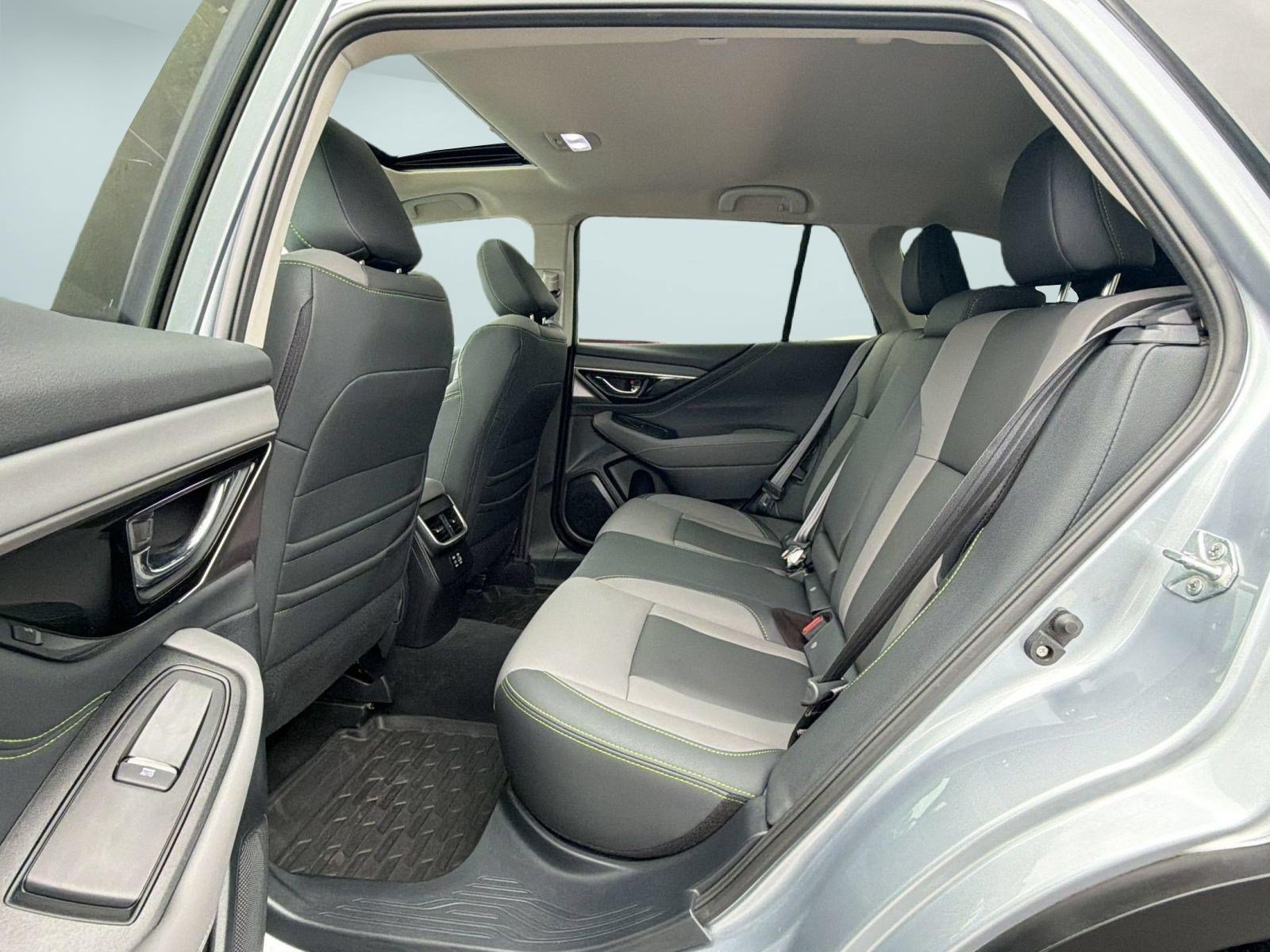 Used 2024 Subaru Outback Onyx Edition AWD/4WD image 20