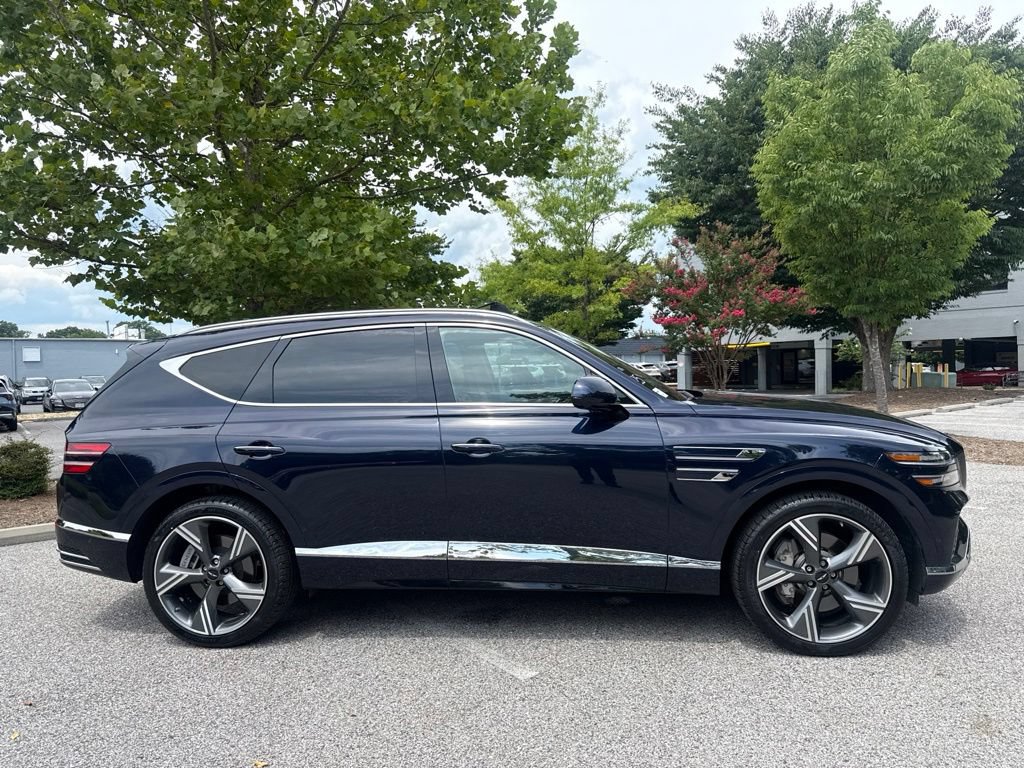 Certified 2025 Genesis GV80 3.5T Prestige AWD/4WD image 11