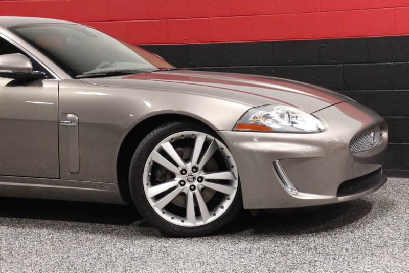 Used 2010 Jaguar XK Coupe RWD image 3
