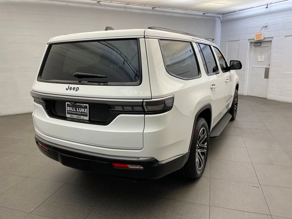 New 2026 Jeep Grand Wagoneer 2WD w/ Premium Group I image 4
