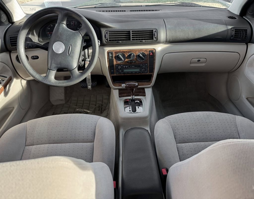 Used 1999 Volkswagen Passat GLS FWD image 23
