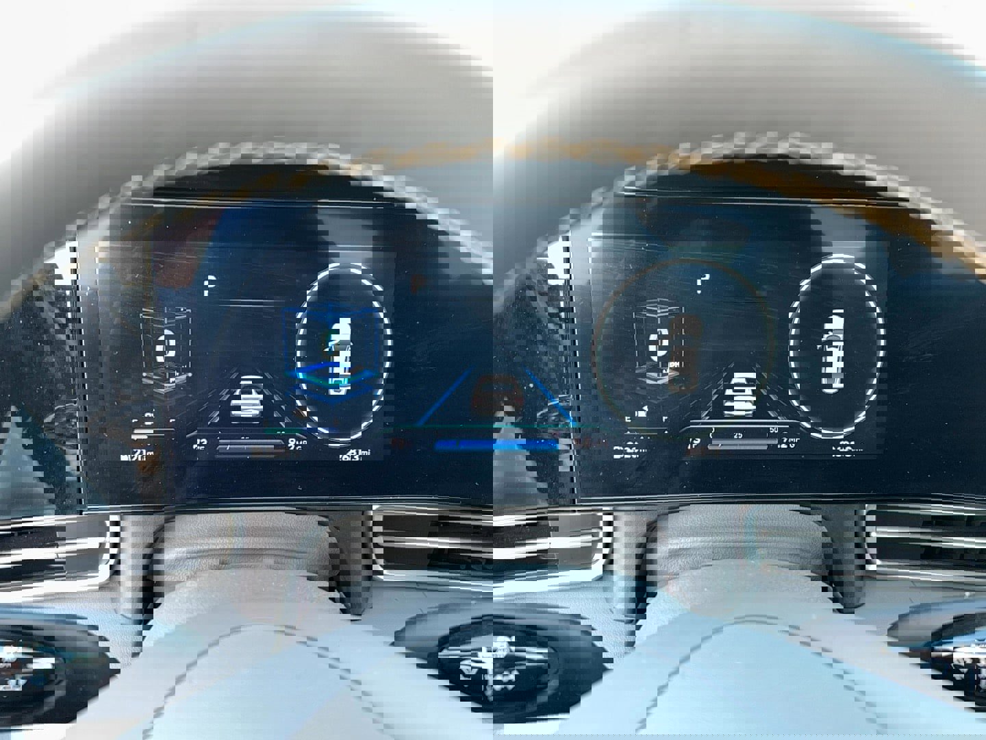 Used 2023 Hyundai Elantra SEL w/ Convenience Package image 16