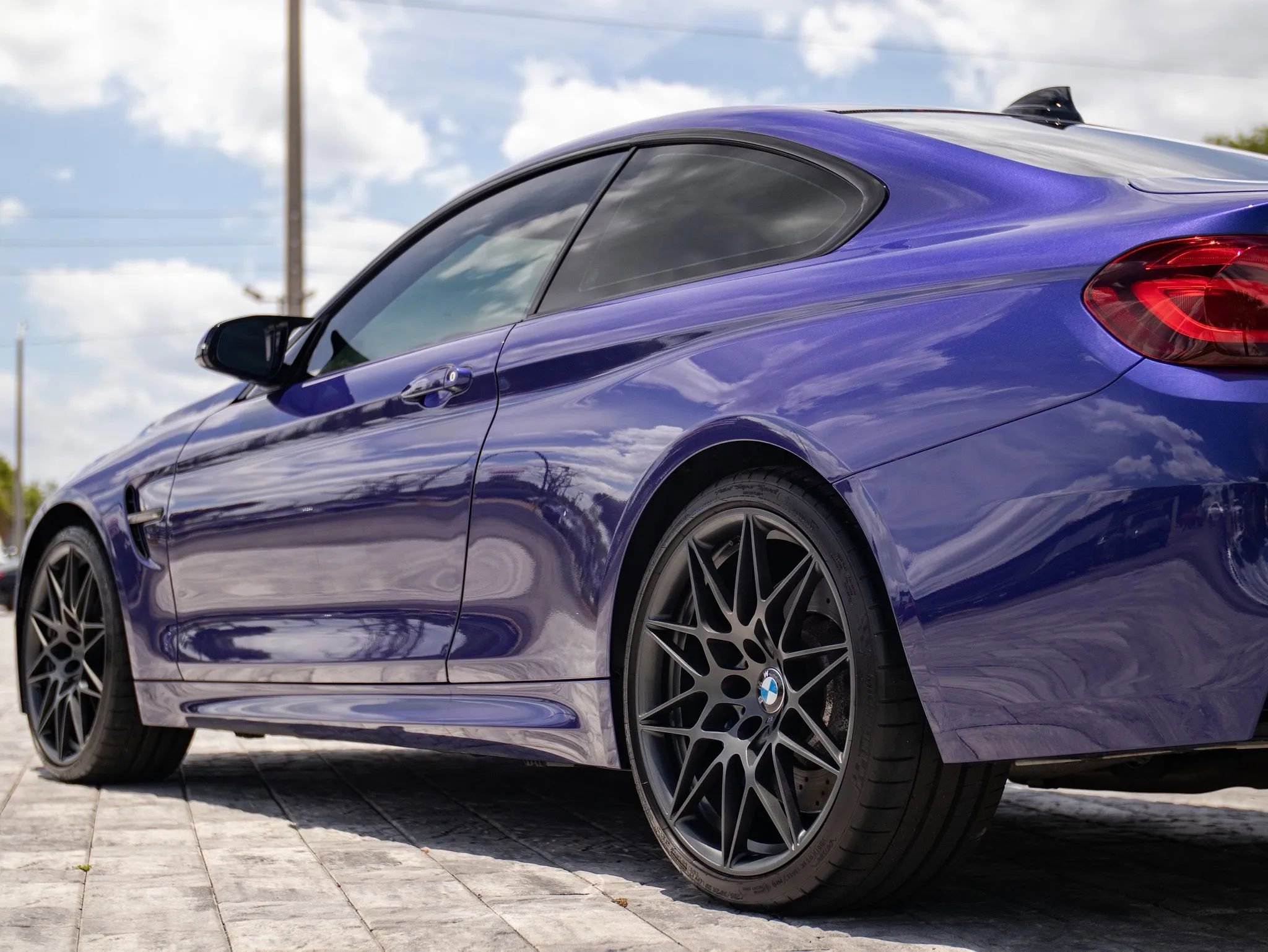 Used 2020 BMW M4 Coupe RWD image 18