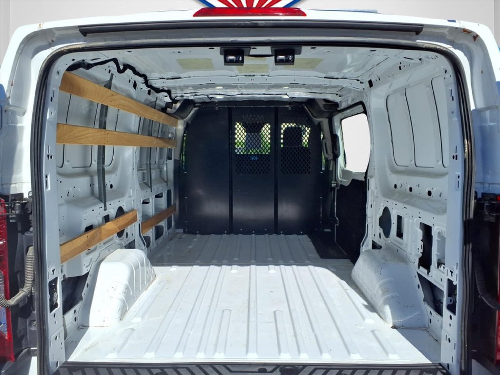 Used 2023 Ford Transit 250 Low Roof w/ Exterior Upgrade Package RWD image 7