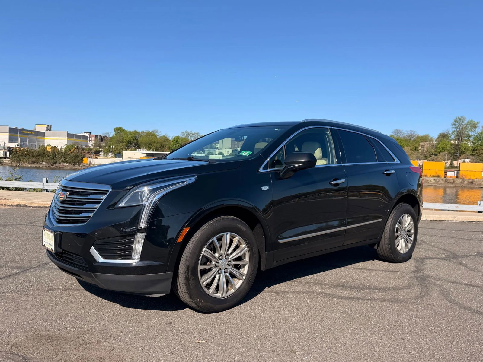 Used 2019 Cadillac XT5 Luxury image 2