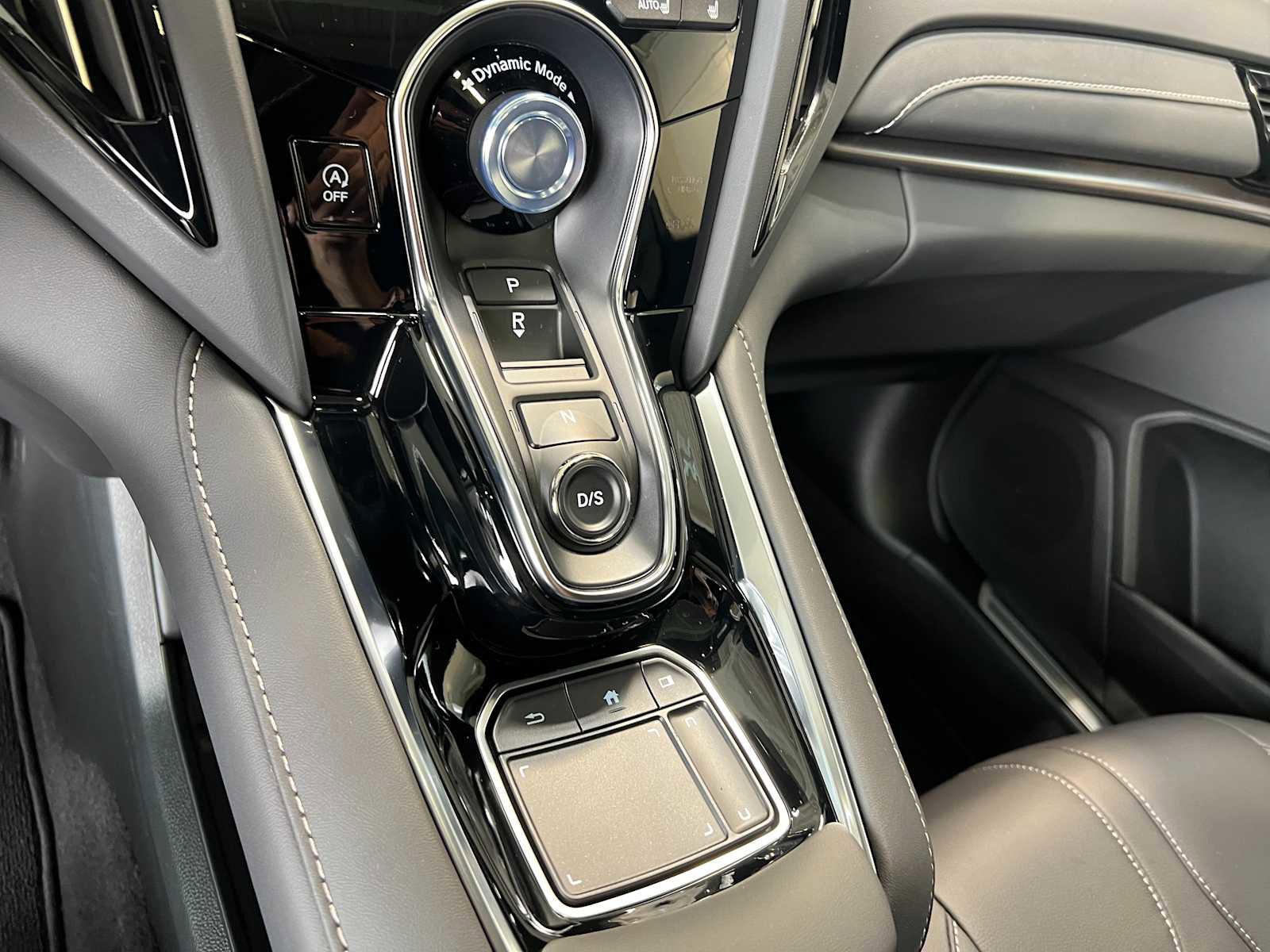 New 2026 Acura RDX SH-AWD image 24