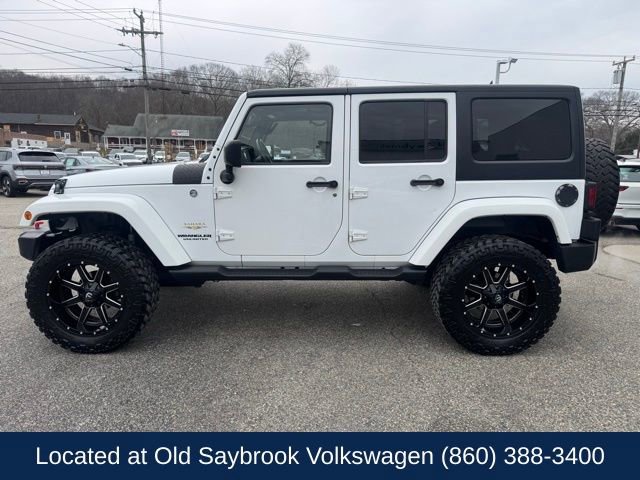 Used 2015 Jeep Wrangler Unlimited Sahara w/ Connectivity Group image 8