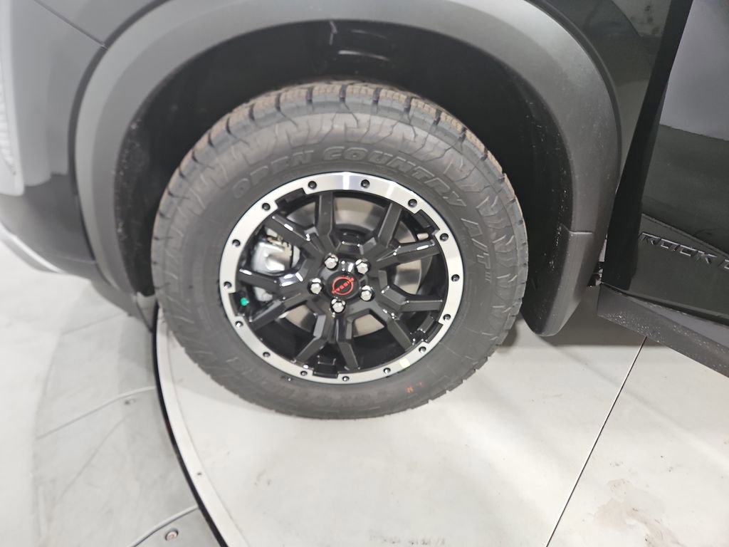 New 2026 Nissan Pathfinder SV image 26