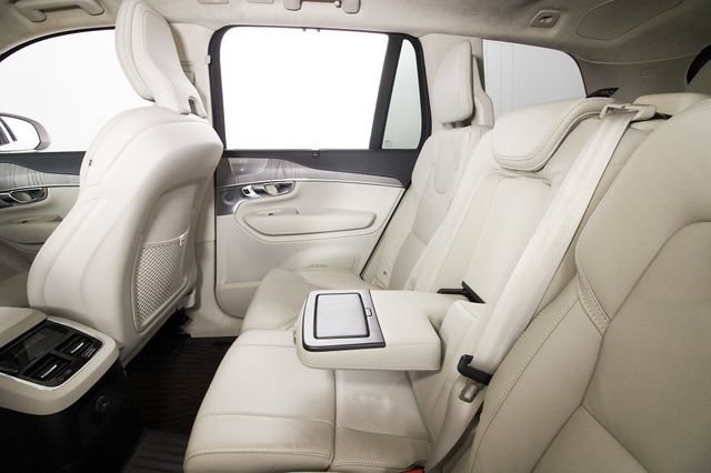 Certified 2024 Volvo XC90 T8 Ultimate w/ Lounge Package AWD/4WD image 23