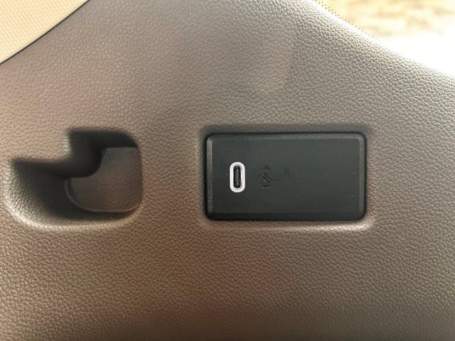 Used 2023 GMC Yukon Denali AWD/4WD image 35