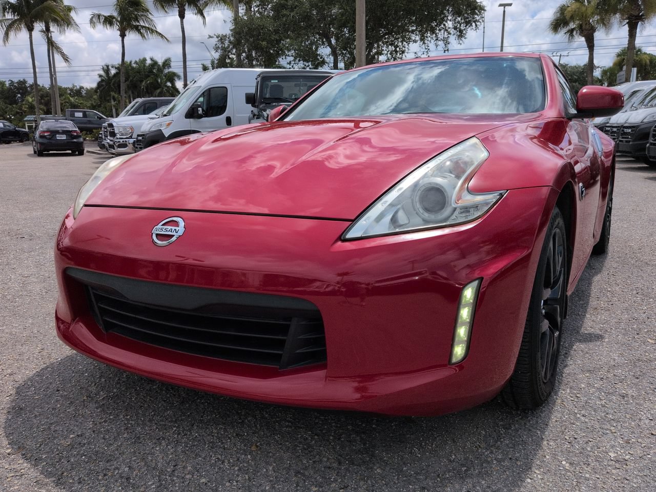 Used 2017 Nissan 370Z Coupe RWD image 9