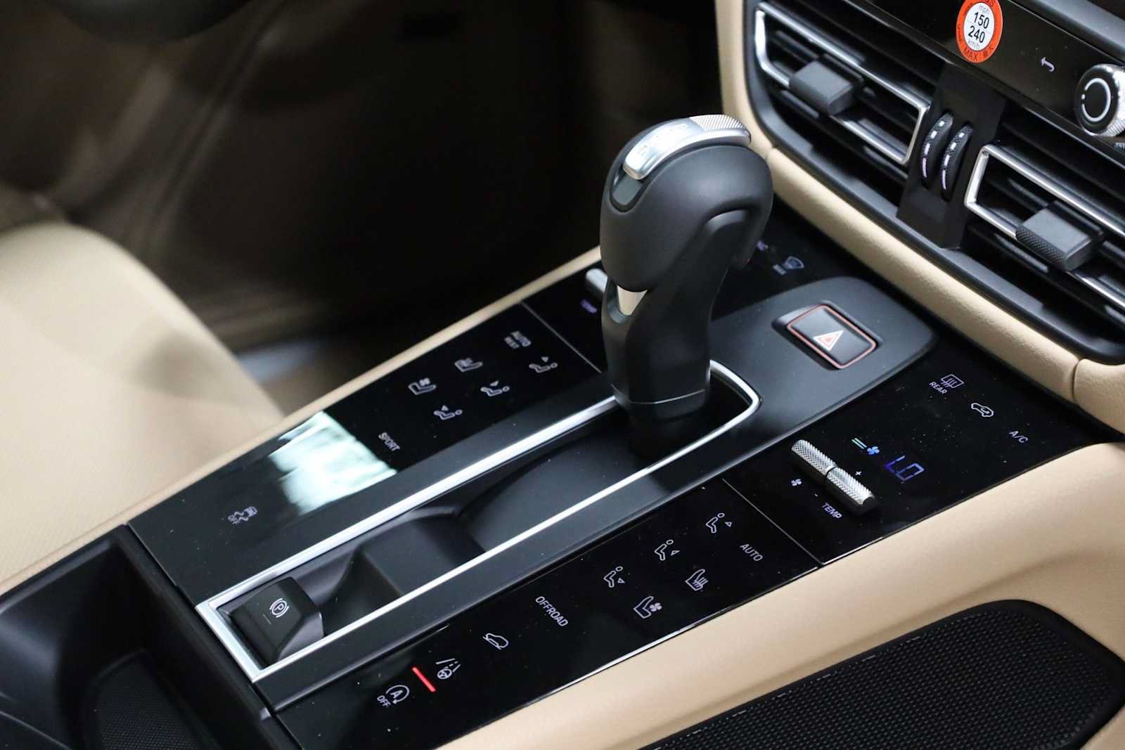 New 2026 Porsche Macan S AWD/4WD image 22
