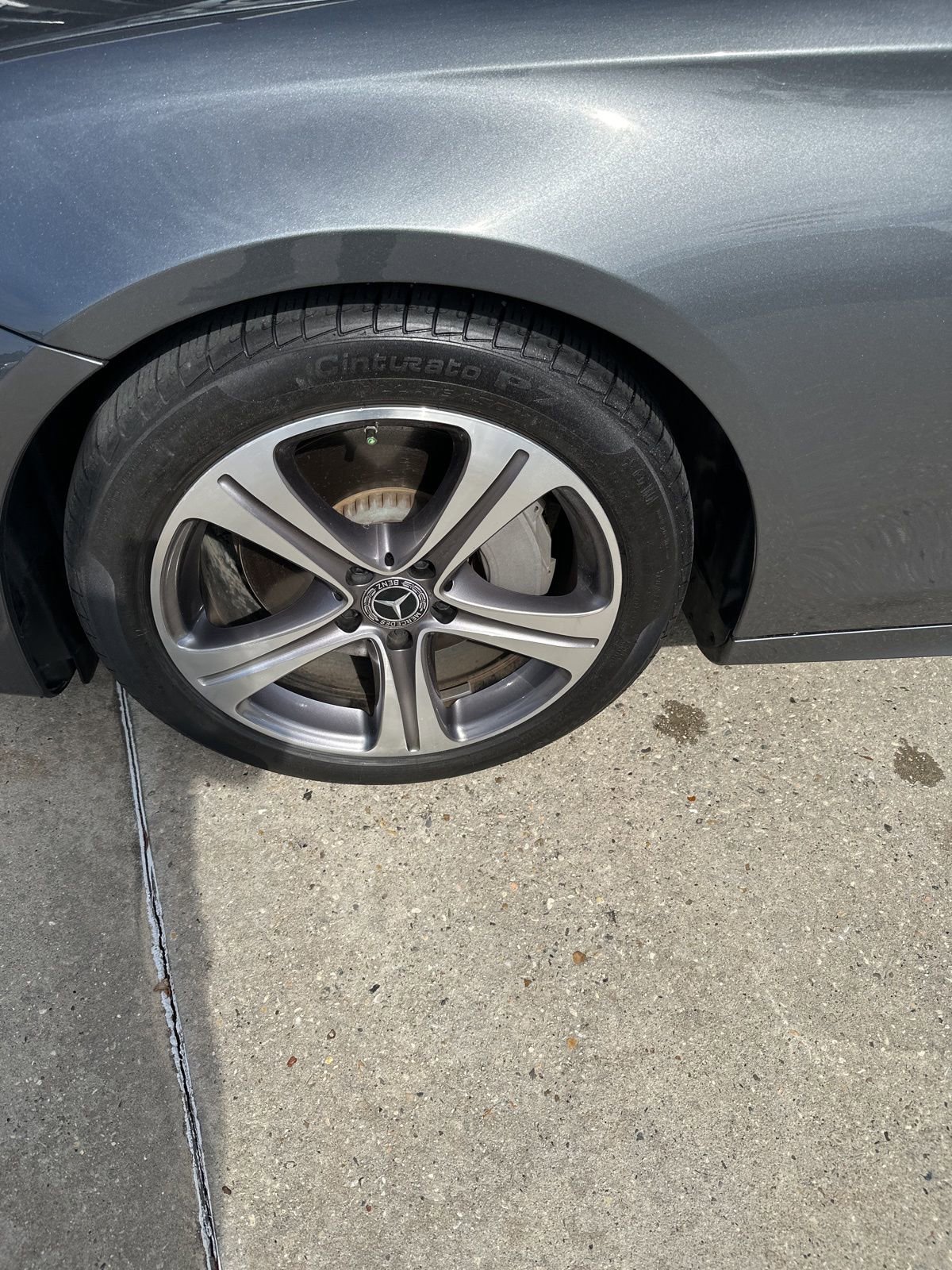 Used 2020 Mercedes-Benz E 350 Sedan image 2