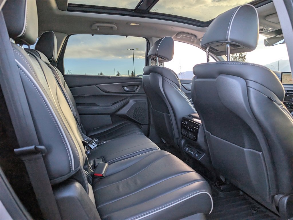 Used 2023 Acura MDX SH-AWD w/ Advance Package image 20