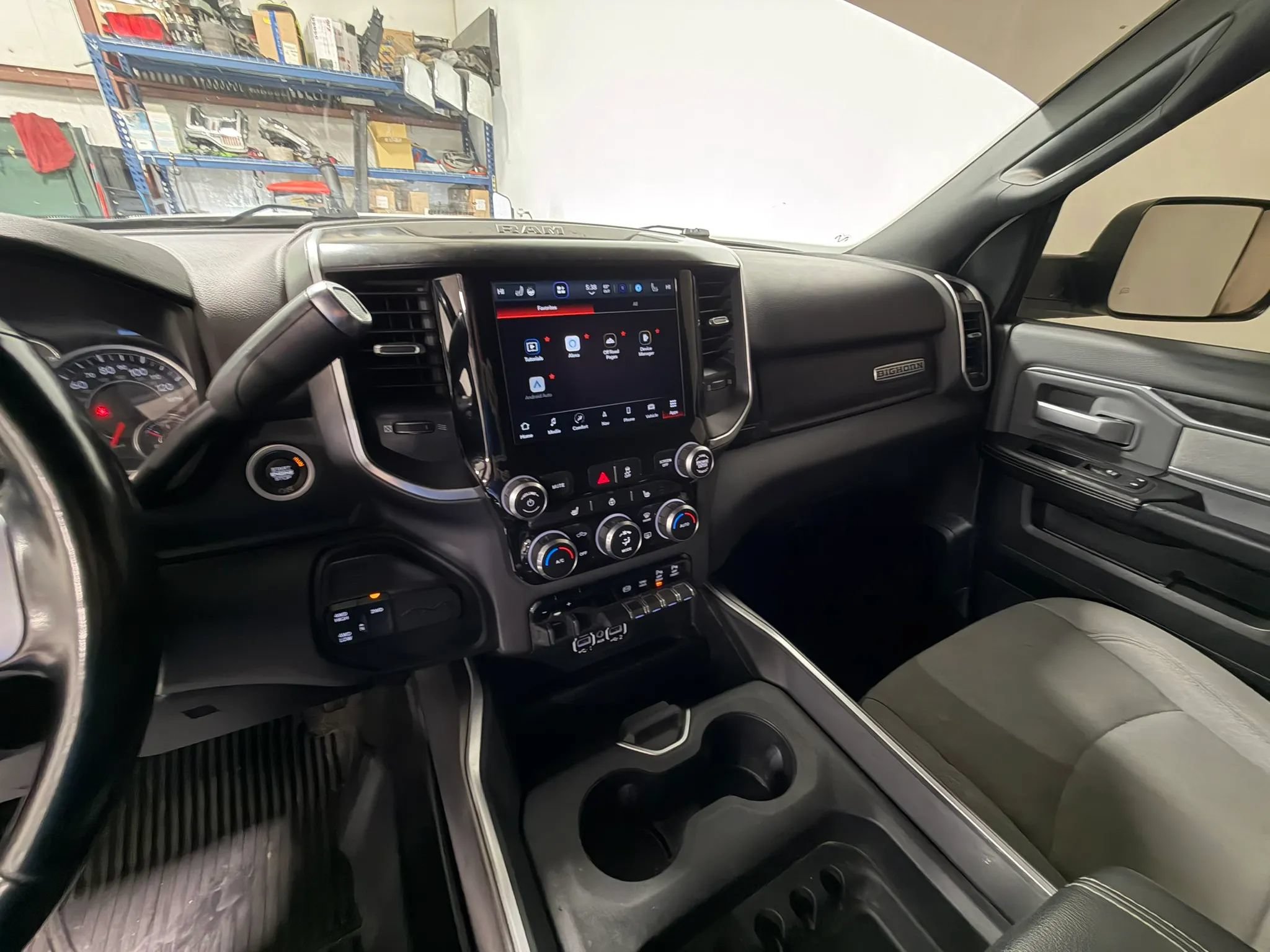 Used 2022 RAM 2500 Big Horn w/ Level A Equipment Group AWD/4WD image 15