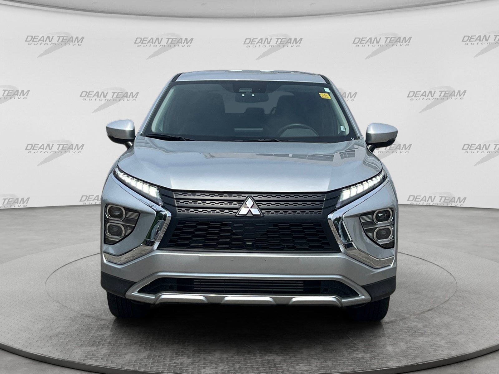Used 2026 Mitsubishi Eclipse Cross SE AWD/4WD image 2