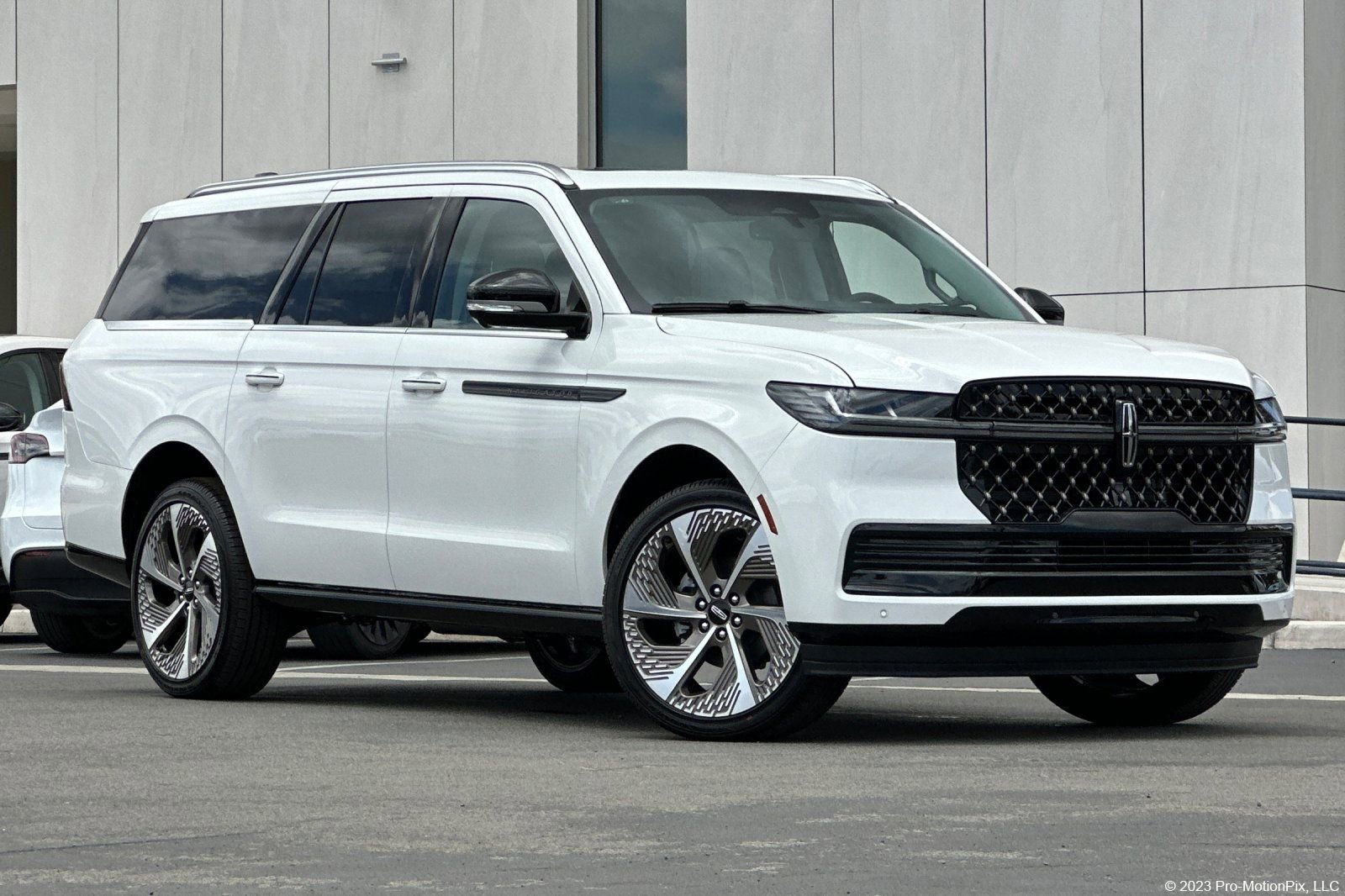 New 2026 Lincoln Navigator L Black Label AWD/4WD video 1