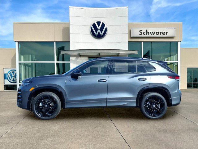 New 2026 Volkswagen Tiguan SE R-Line