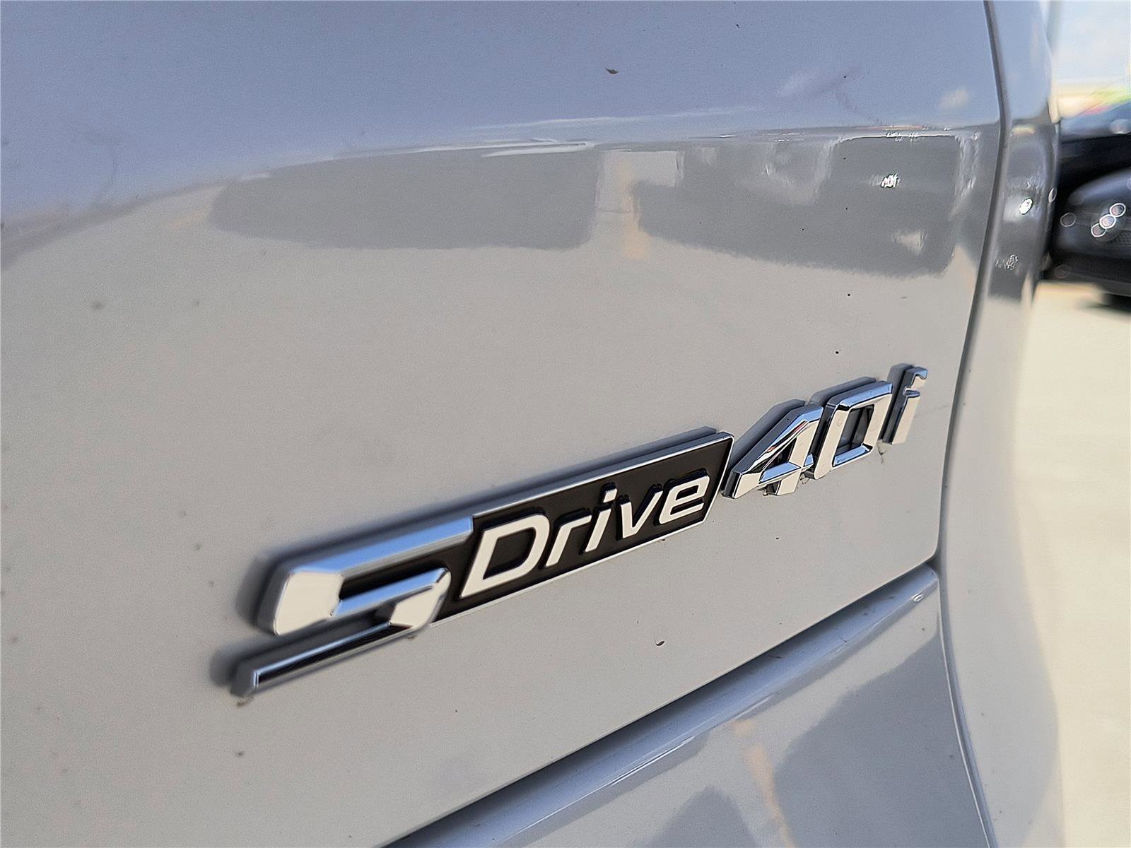 New 2026 BMW X5 sDrive40i image 4