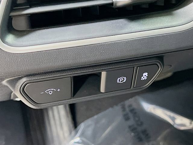 Certified 2025 Kia K4 LXS image 10