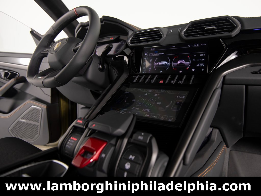 Used 2024 Lamborghini Urus S image 15