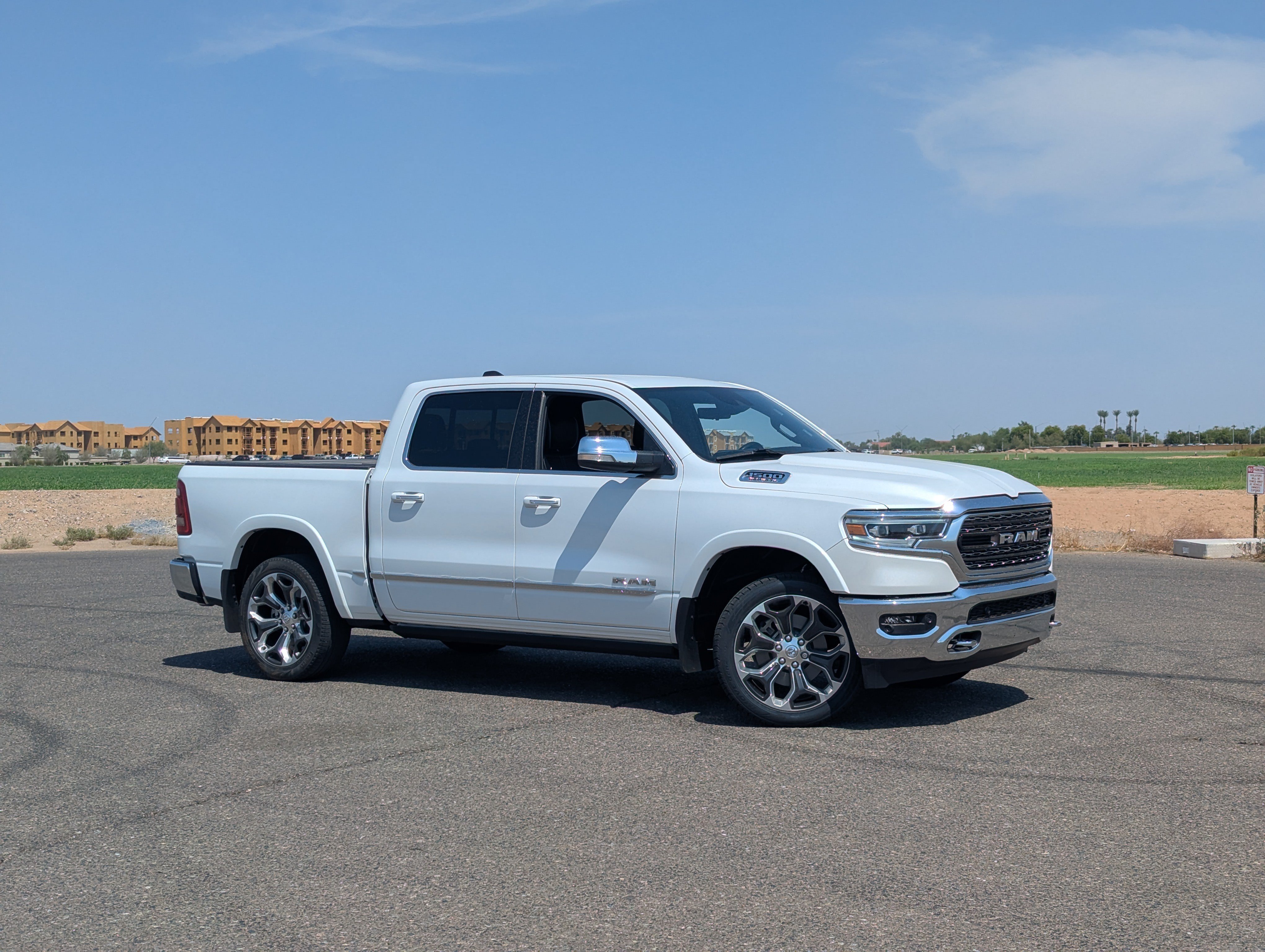 Used 2022 RAM 1500 Limited AWD/4WD image 38